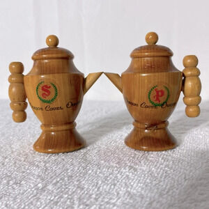 Vintage Wooden Teapot Oregon Caves Salt & Pepper Shakers